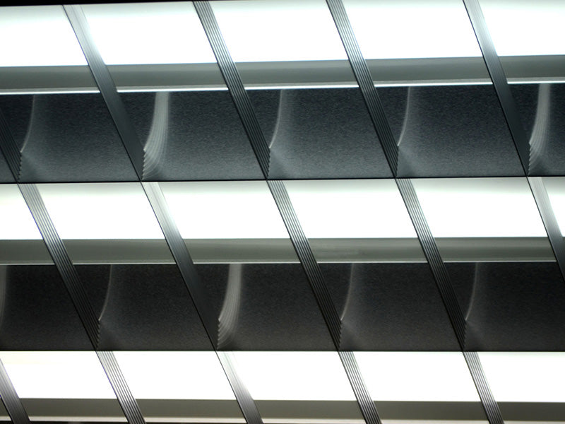 What is the Voltage of Fluorescent and Ultraviolet Bulbs?